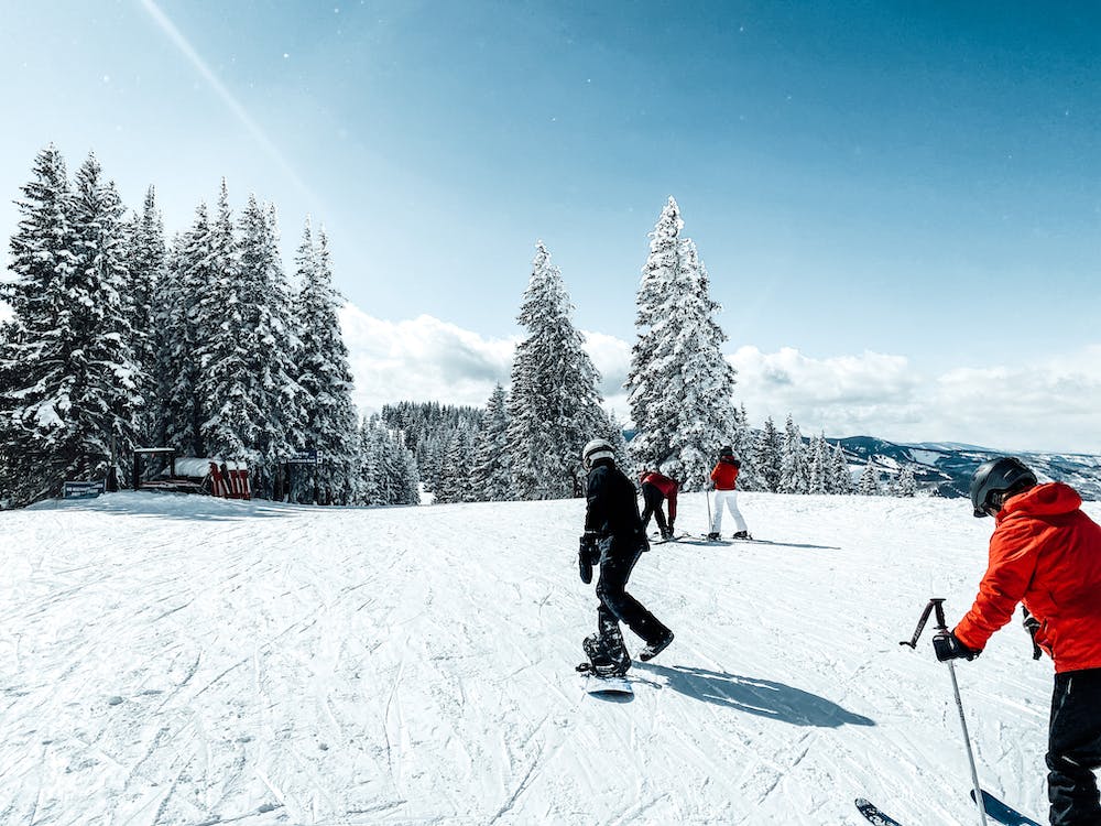 The Best Winter Destinations for Skiing and Snowboarding